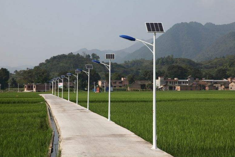 「农村太阳能路灯厂家」农村太阳能路灯安装有必要吗?